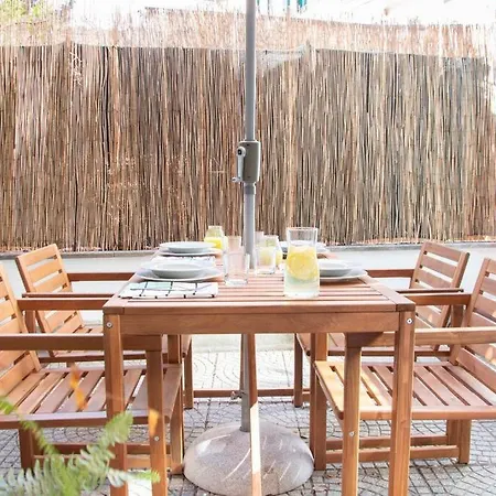 Oasi di relax: appartamento con giardino a Roma-2